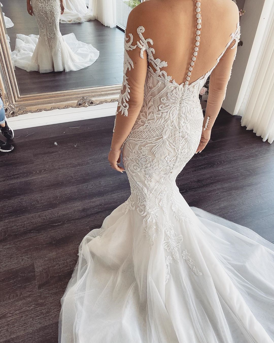 Elegant Long Sleeves Tulle Applique Lace Mermaid Wedding Dresses - YESBABYONLINE