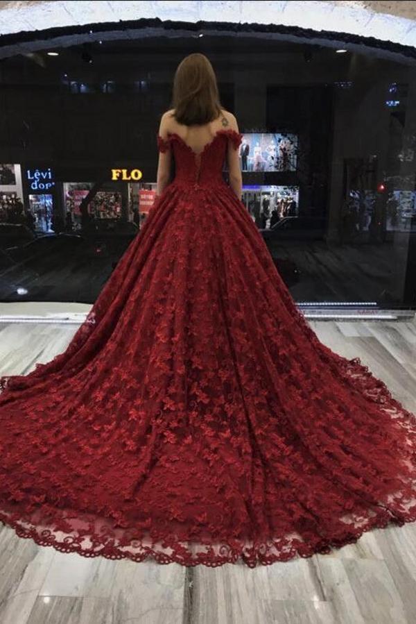 Elegant Long Off the Shoulder Sleeveless Lace Ball Gown Wedding Dresses with Appliques - YESBABYONLINE