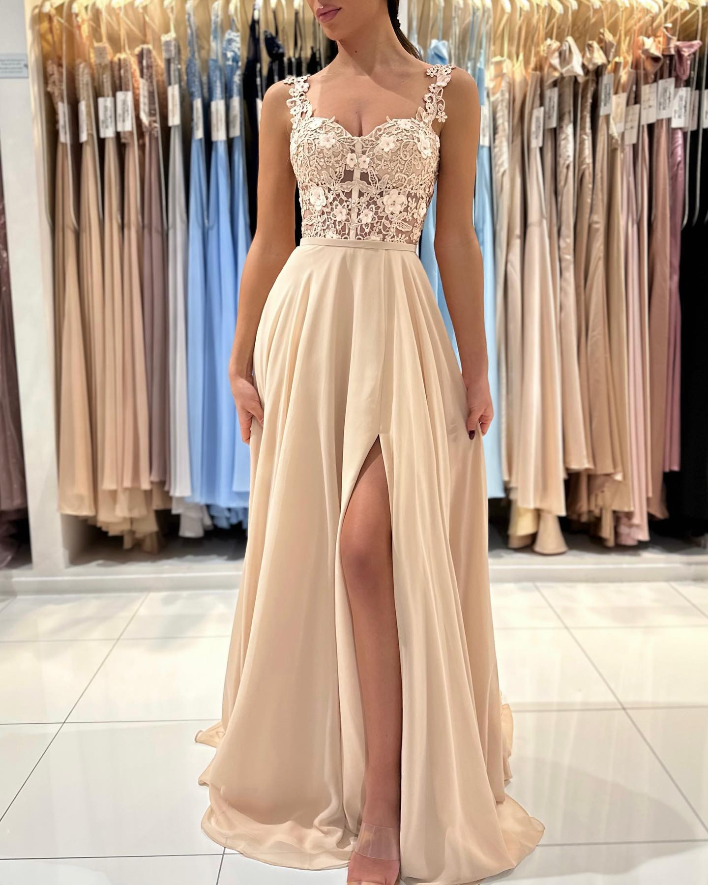 Elegant Long A-line Straps Sleeveless Lace Chiffon Prom Dress with Slit - YESBABYONLINE