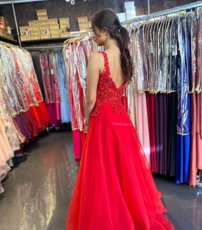 Elegant Long V-neck A-line Appliques Lace Tulle Open Back Floor-length Prom Dress - YESBABYONLINE
