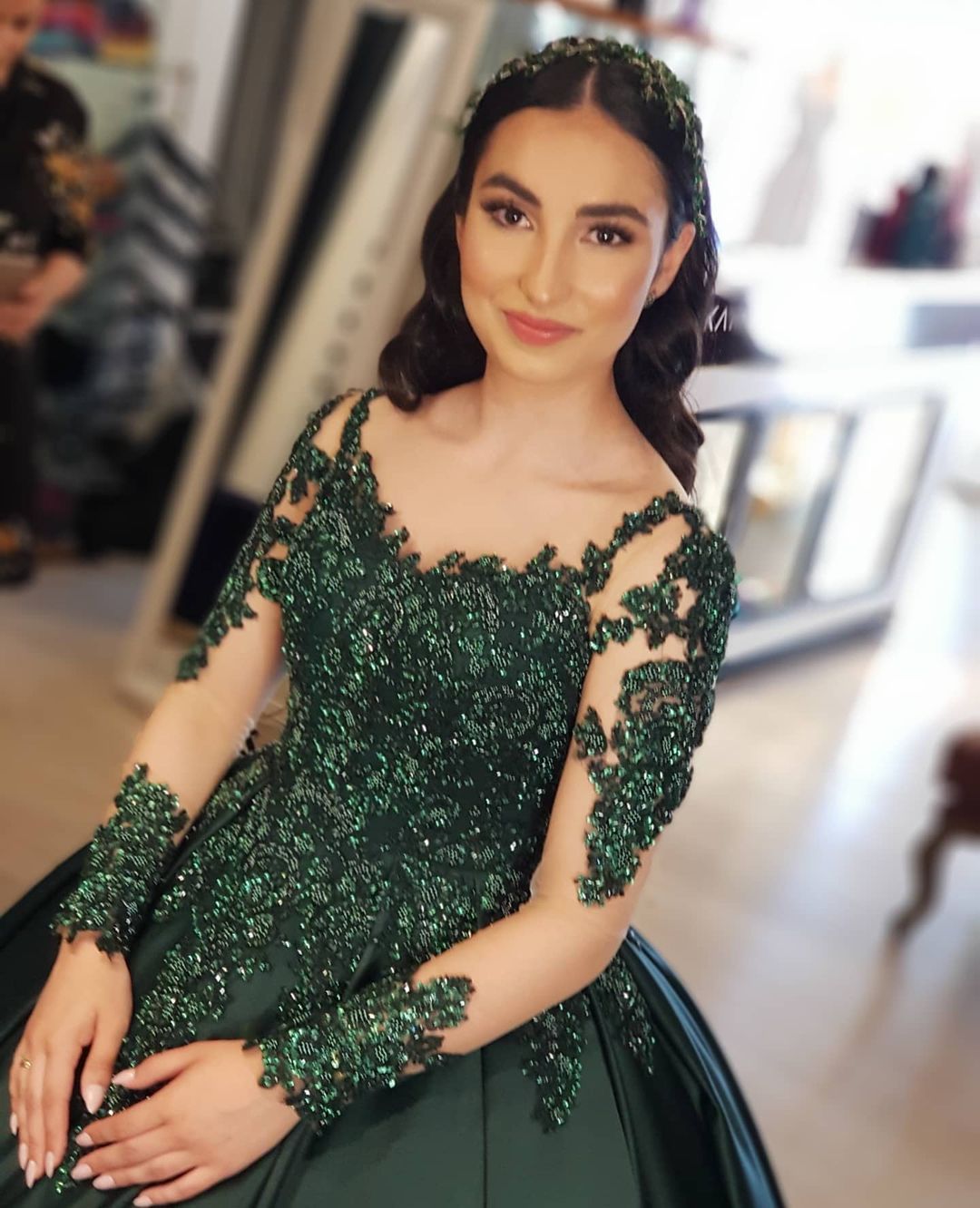 Gorgeous Long Sleeve Ball Gown Sweetheart Appliques Lace Satin Prom Dress - YESBABYONLINE