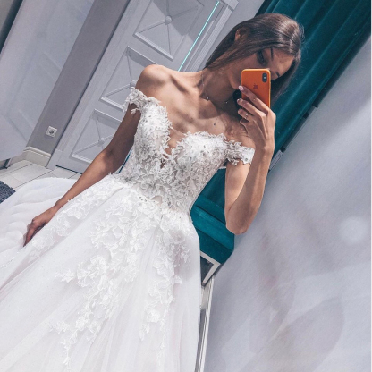 Stunning Long A-line Off the Shoulder Tulle Lace Sleeveless Wedding Dress - YESBABYONLINE