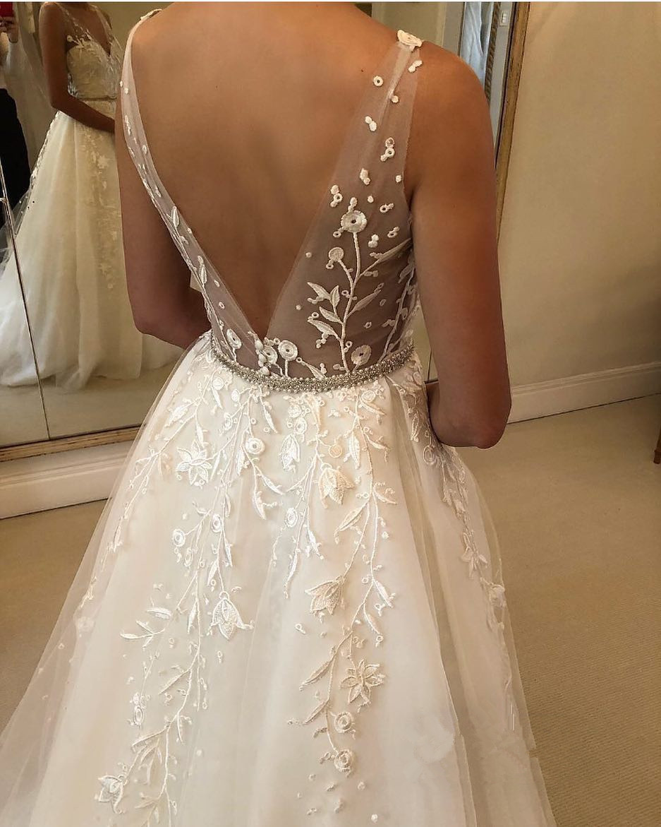 Long A-line V-neck Tulle Applique Lace Backless Wedding Dresses - YESBABYONLINE