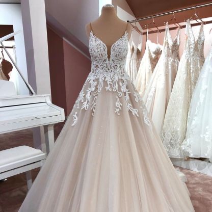 Long A-line V-neck Lace Tulle Floor Length Backless Wedding Dresses - YESBABYONLINE