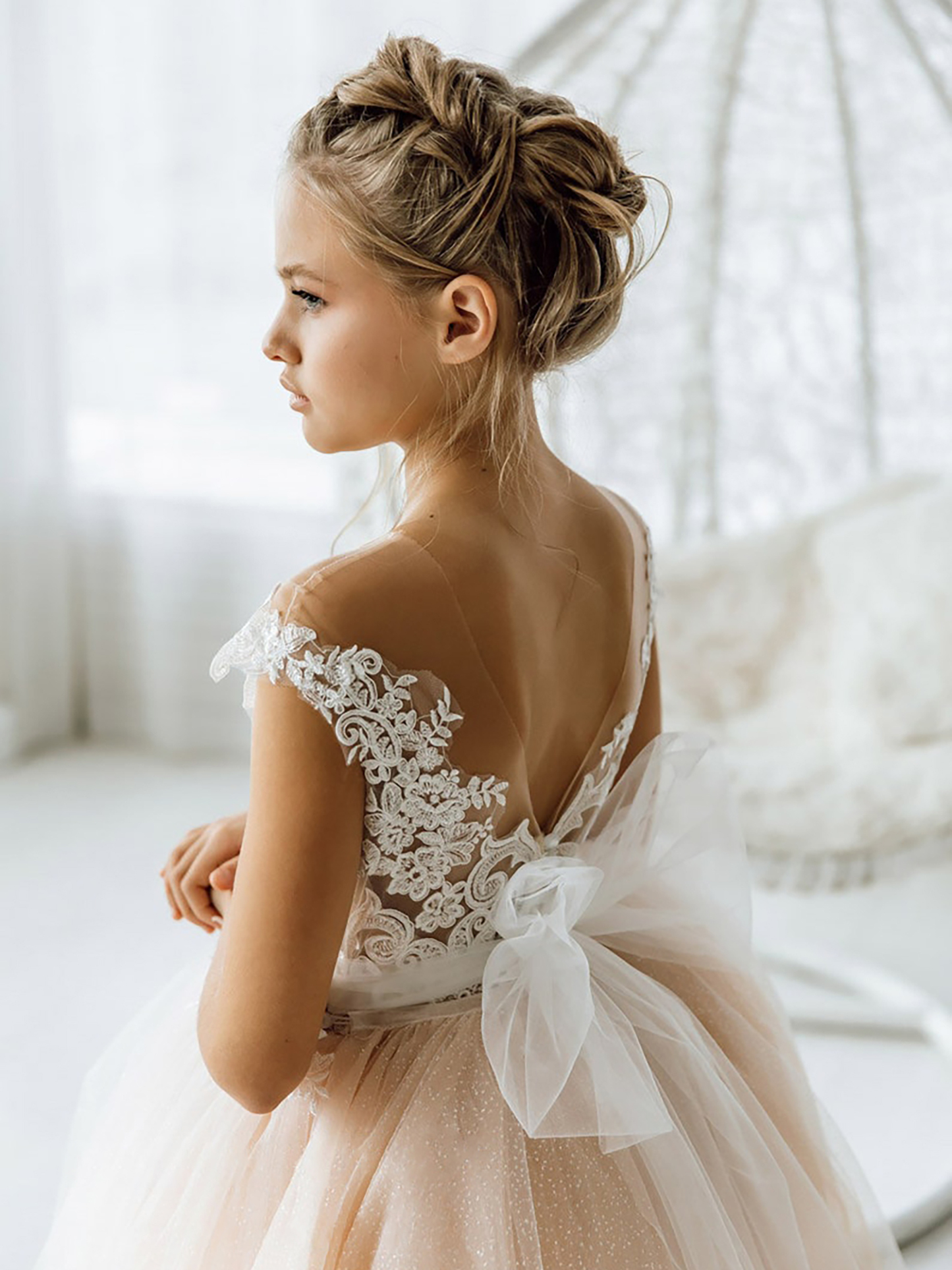 Boho Long Tulle Open Back Ball Gown Flower Girl Dresses with Bow - YESBABYONLINE