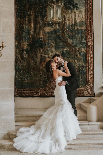Gorgeous Long Mermaid Strapless Floor Length Tulle Lace Wedding Dress - YESBABYONLINE