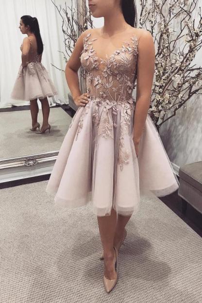Gorgeous Short A-line Sleeveless Tulle Knee Length Prom Dresses - YESBABYONLINE