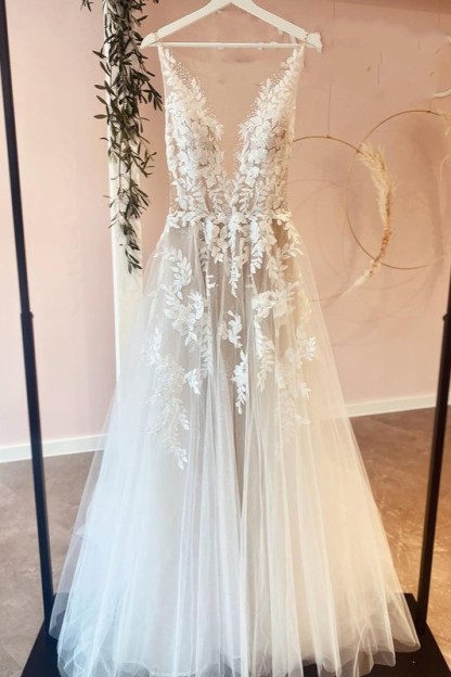 Long A-Line V-neck Appliques Lace Tulle Ruffles Floor-length Wedding Dress - YESBABYONLINE