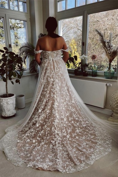 Elegant Long A line Off the Shoulder Floor Length Tulle Lace Wedding Dress - YESBABYONLINE