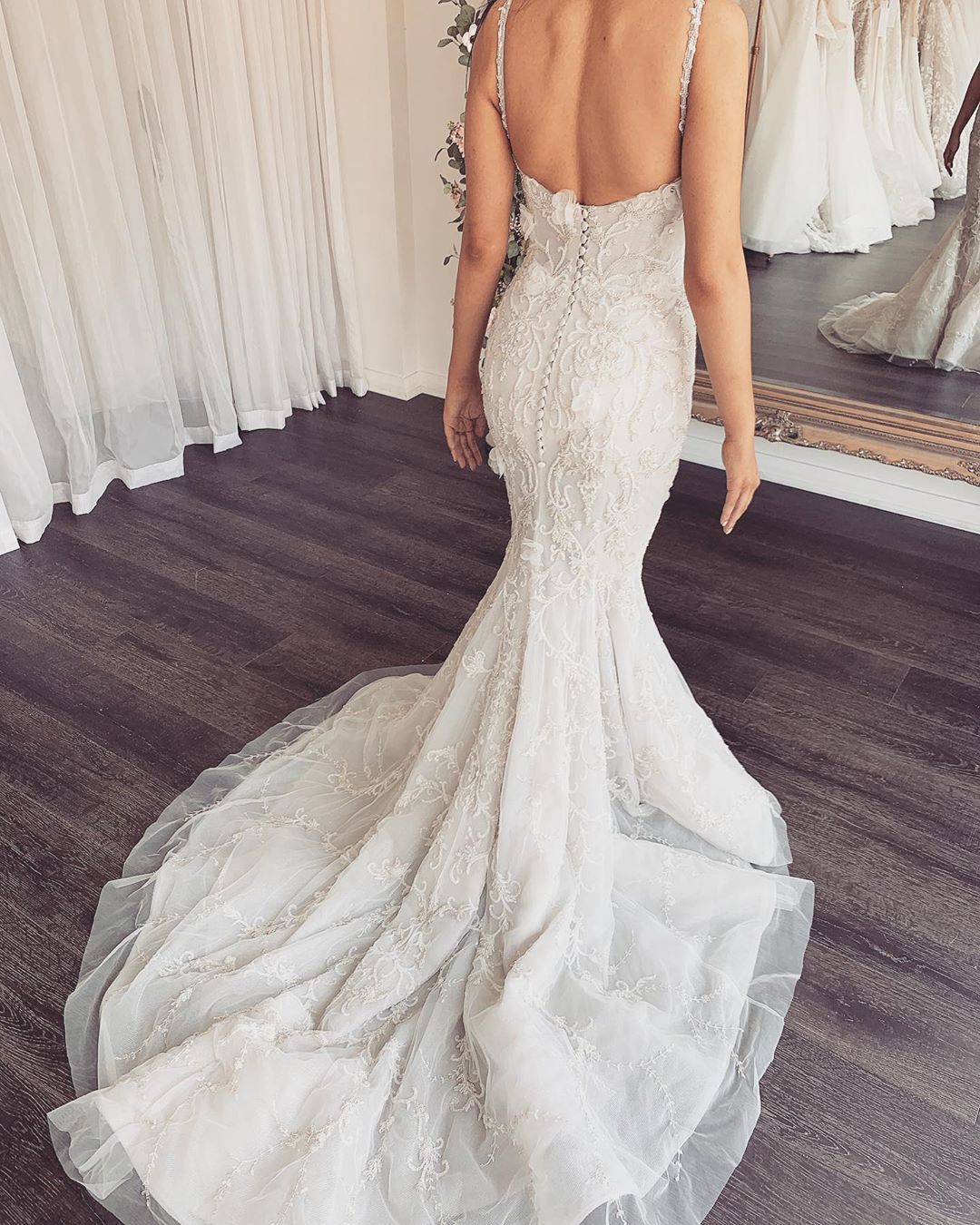 Long Mermaid Spaghetti Straps V-neck Tulle Lace Backless Wedding Dresses with Detachable Train - YESBABYONLINE