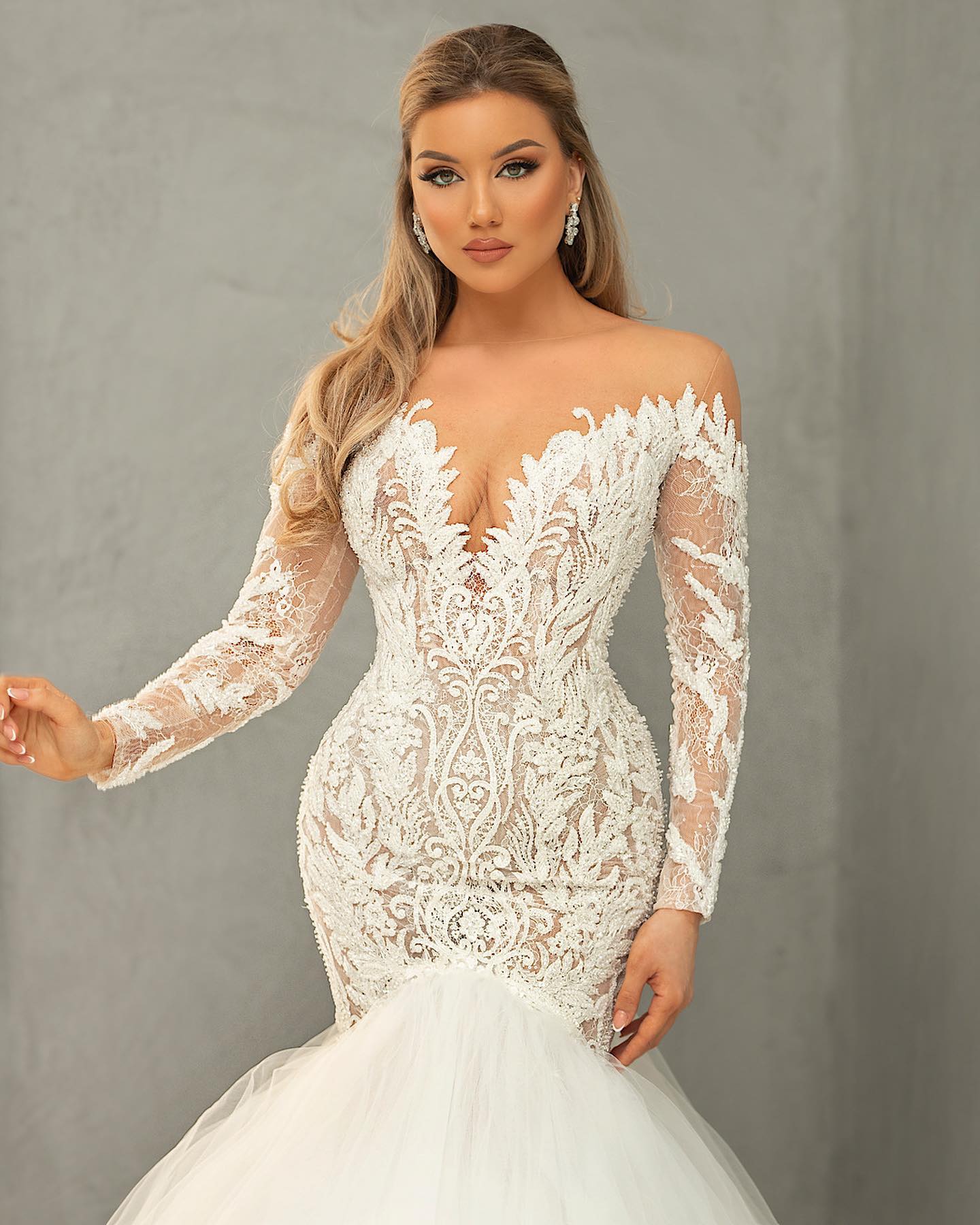 Sexy Sweetheart Long Sleeves Tulle Mermaid Wedding Dresses With Lace Appliques - YESBABYONLINE