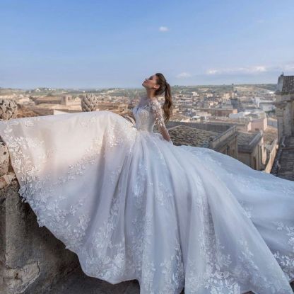 Chic Long A Line Tulle Appliques Lace Bakless Wedding Dresses - YESBABYONLINE
