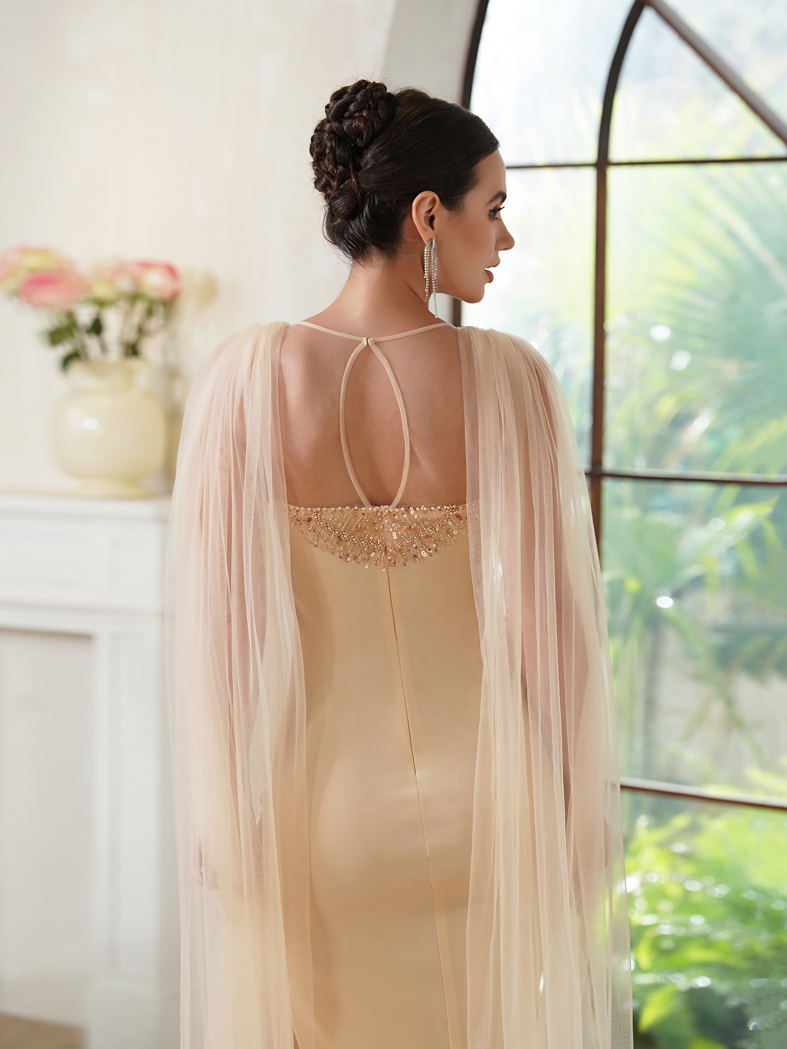 Sheath Crew Backless Watteau Train Prom Dresses with Sleeveless and Sequins - YESBABYONLINE