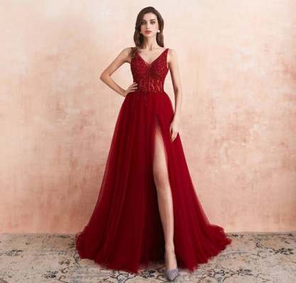 Beautiful Red Long A-line V-neck Tulle Backless Prom Dress with Slit