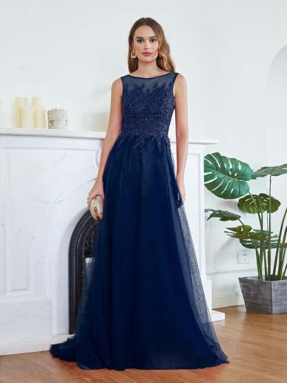 Long Sleeveless Round Neck Tulle A line Lace Appliques Bridesmaid Dress - YESBABYONLINE
