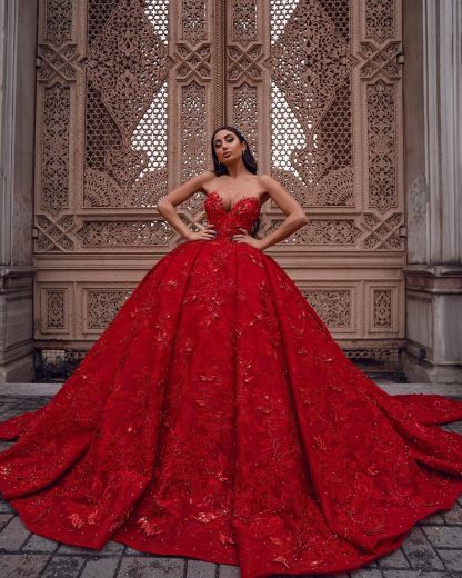 Elegant Red Ball Gown Strapless Appliques Lace Long Prom Dress 