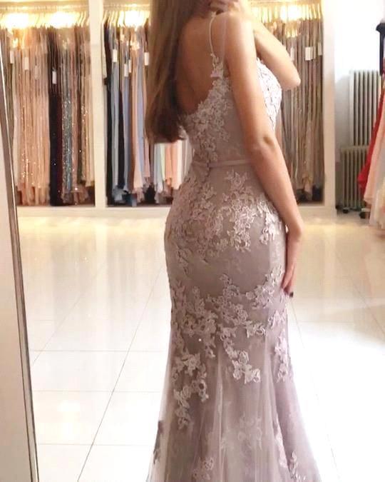 Elegant Spaghetti Straps Mermaid Appliques Lace Tulle Long Prom Dress 