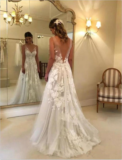 Beautiful Open Back A-line Tulle Appliques Lace Long White Wedding Dress 