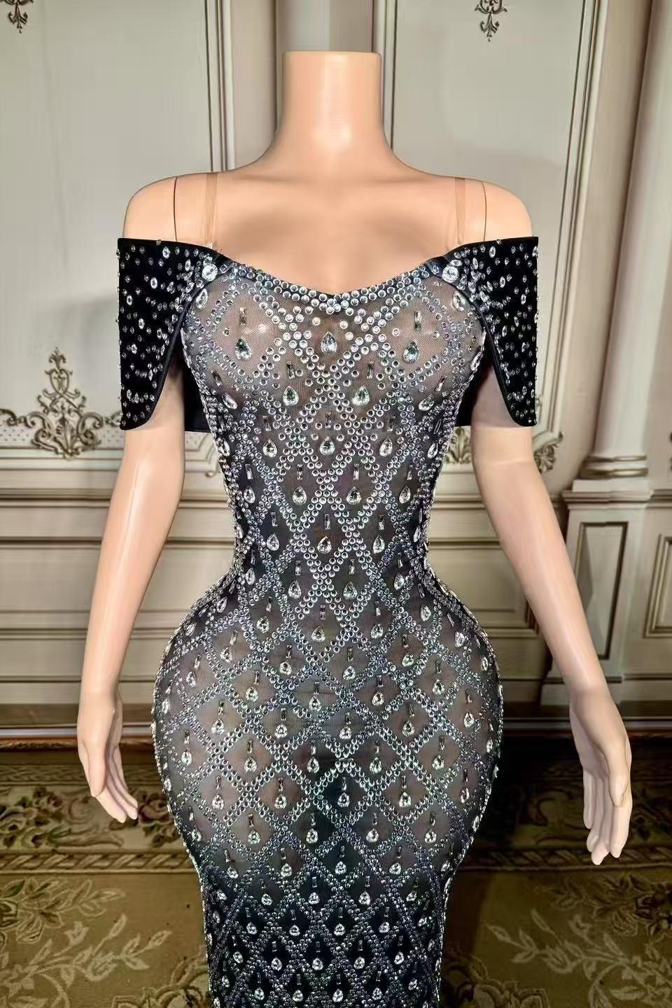 Rhinestones Long Straight Tulle V-neck Sleeveless Prom Dress Yesbabyonline