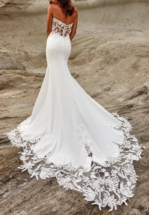 Off-the-Shoulder Mermaid Long Wedding Dress with Lace Applique