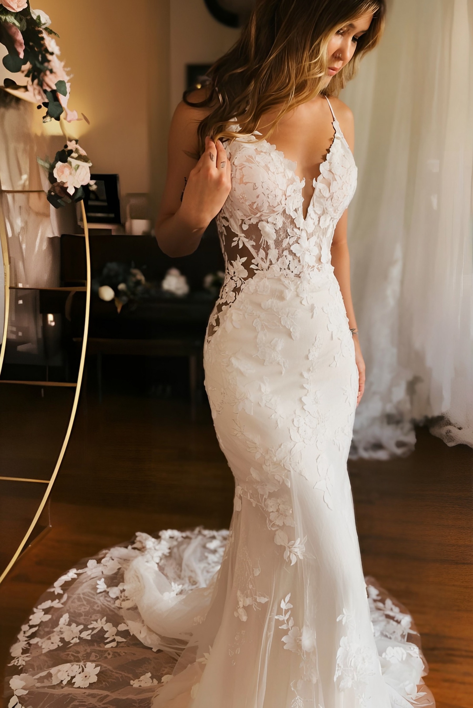Sexy Long Spaghetti Straps V Neck Sleeveless Backless Mermaid Lace Wedding Dresses