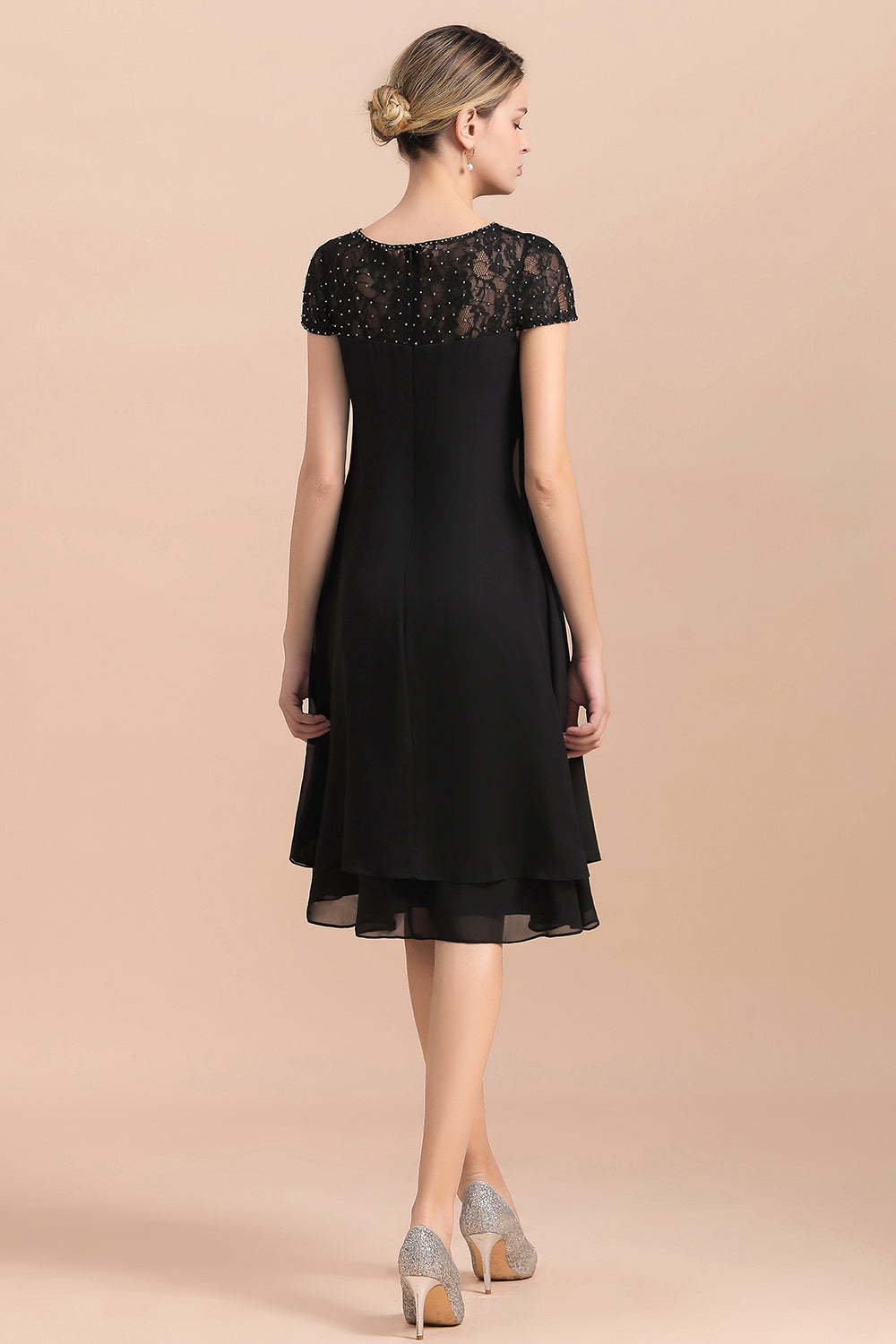 Knee Length Short Sleeve A-line Chiffon Mother Of The Bride Dress