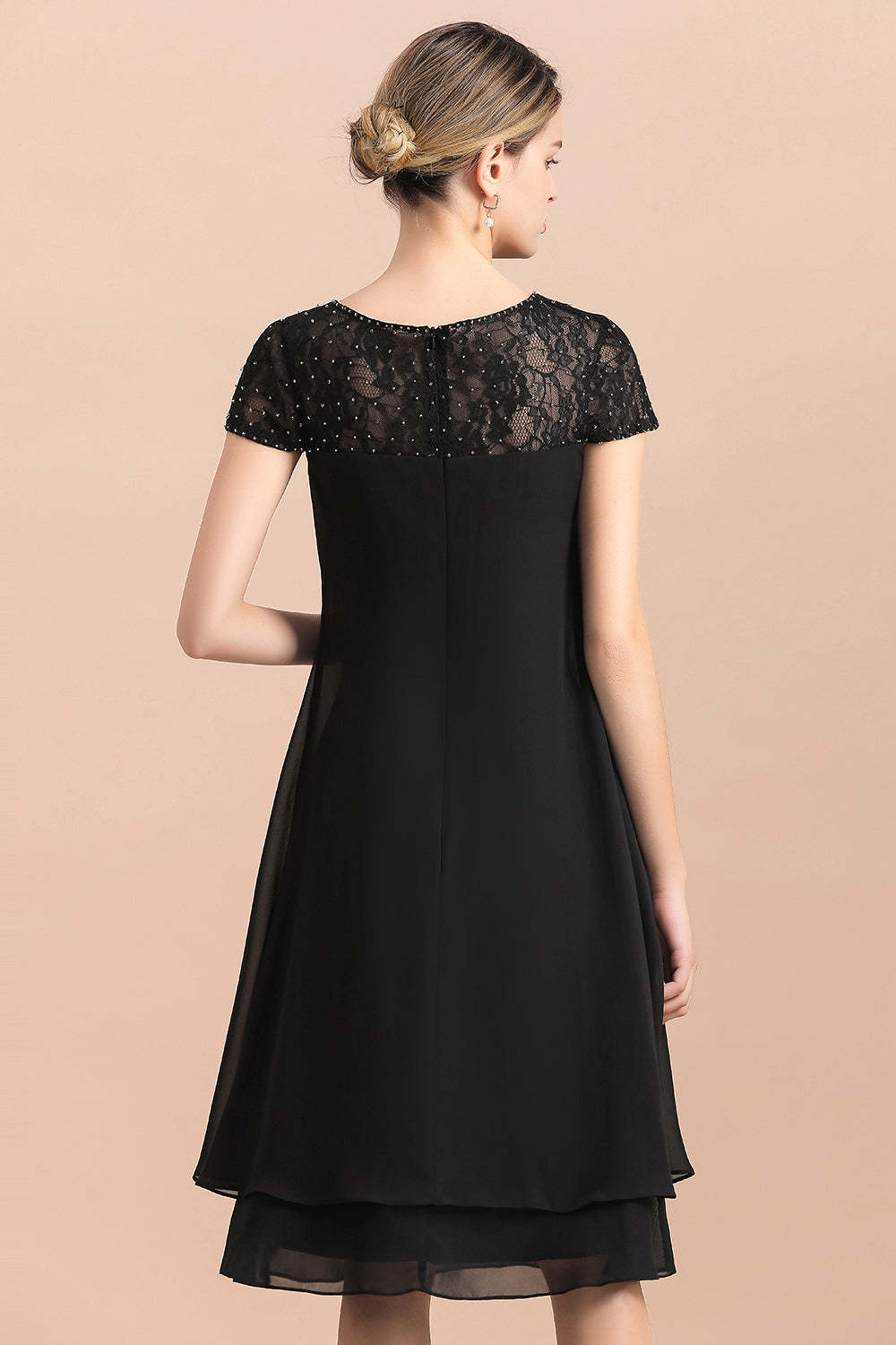 Knee Length Short Sleeve A-line Chiffon Mother Of The Bride Dress