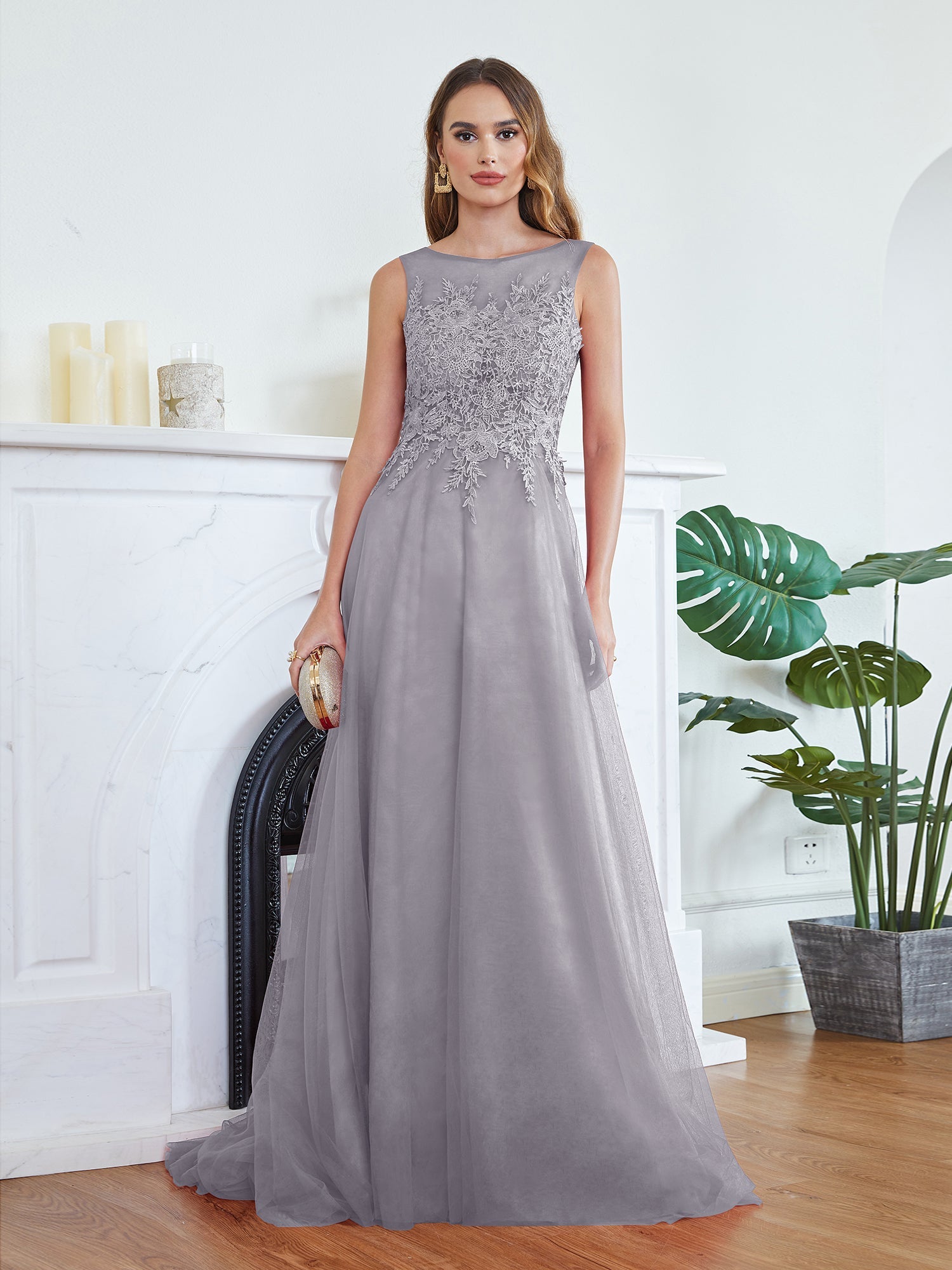 Long Sleeveless Round Neck Tulle A line Lace Appliques Bridesmaid Dress - YESBABYONLINE