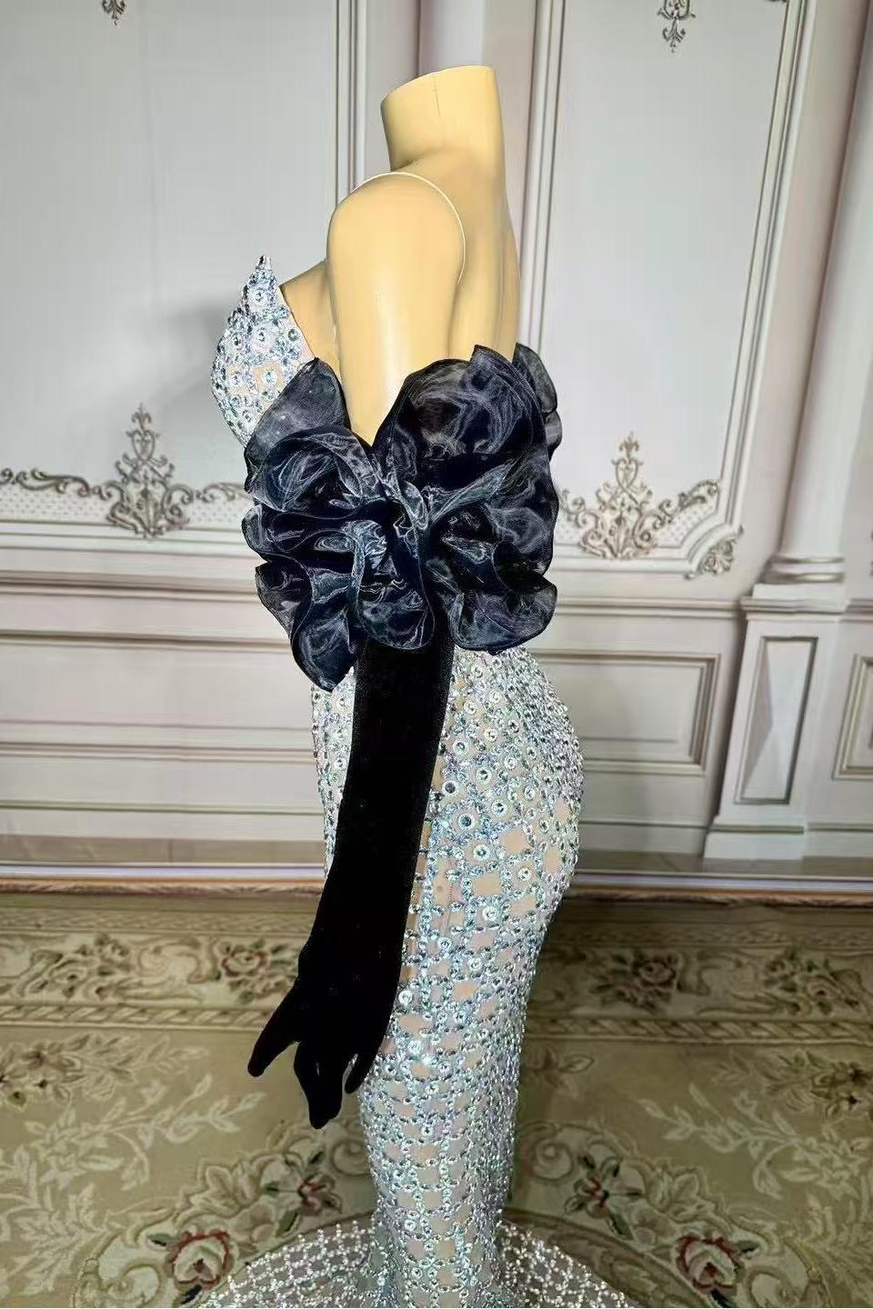 Strapless Sleeveless Tulle Mermaid Rhinestones Floor Length Prom Dress Yesbabyonline