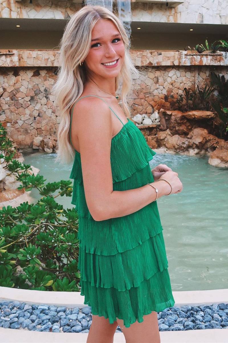 Straps Emerald Green Tiered Short Party Dress