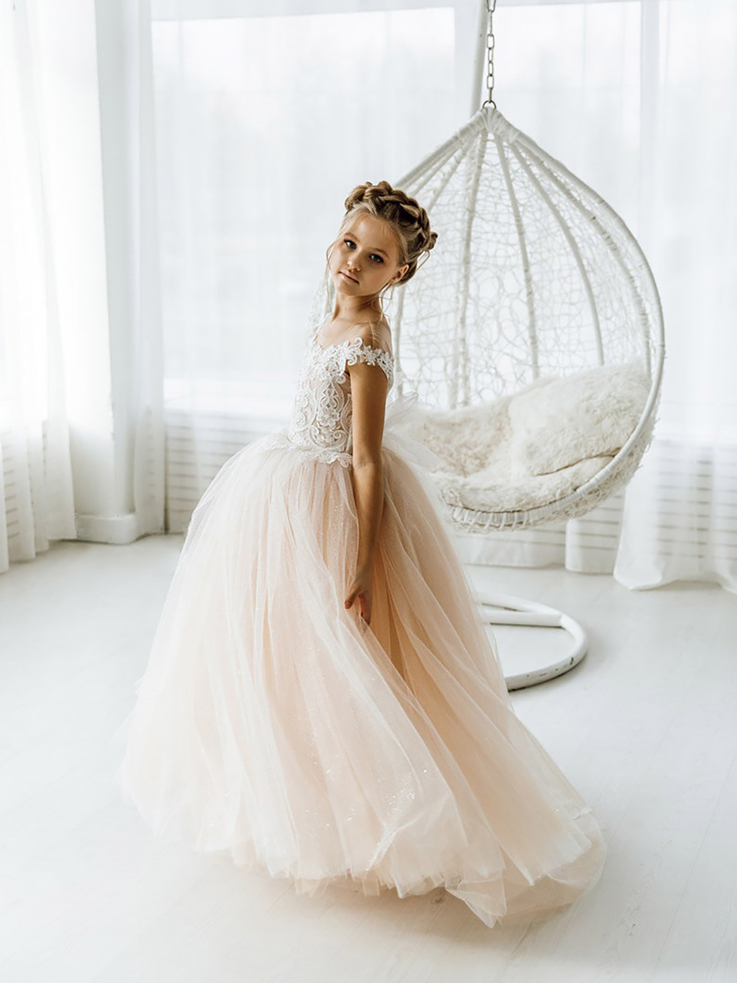 Boho Long Tulle Open Back Ball Gown Flower Girl Dresses with Bow - YESBABYONLINE