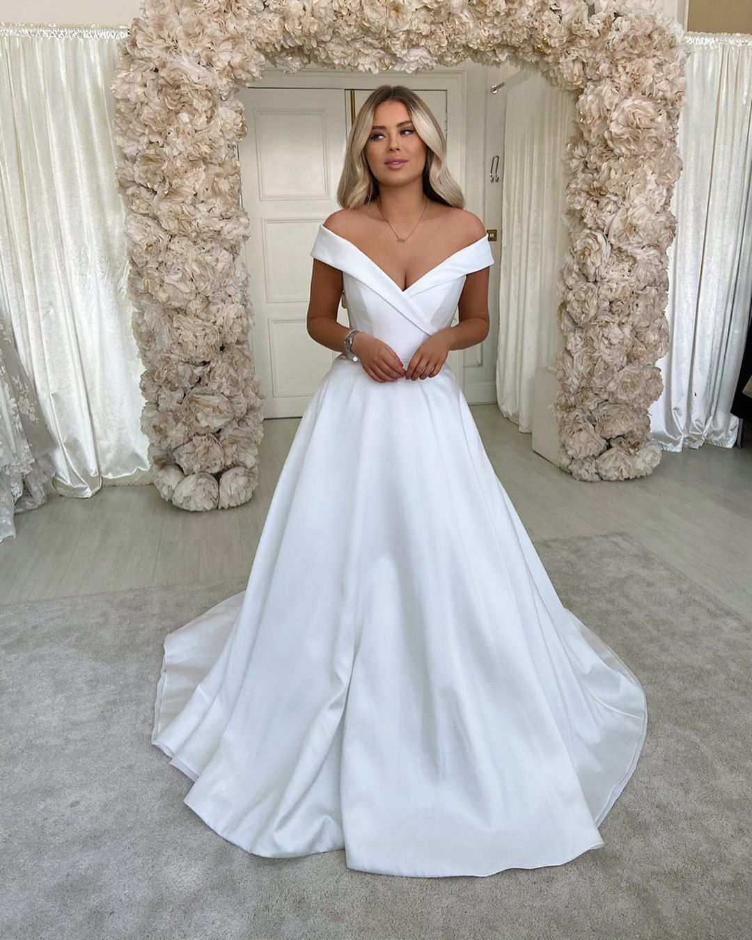 White Long Off The Shoulder Backless A Line Stain Wedding Dresses - YESBABYONLINE