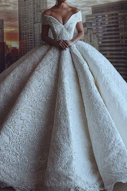 Gorgeous Long Sweetheart Off The Shoulder Applique Lace Ball Gown Backless Wedding Dresses - YESBABYONLINE