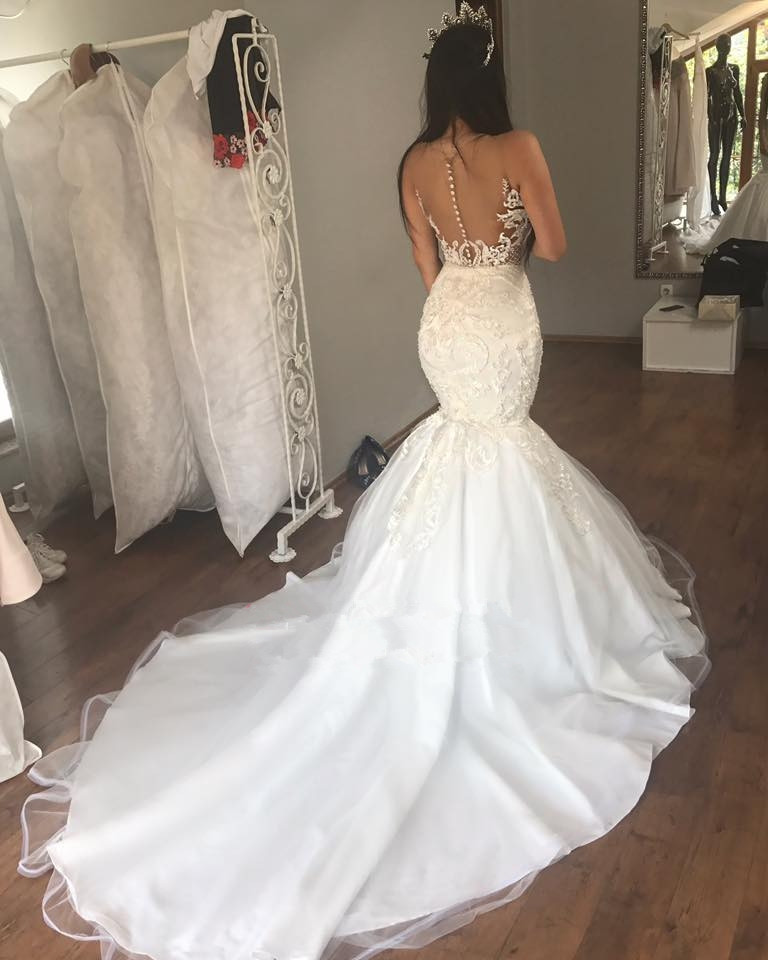 Glamorous Long Mermaid V-neck Lace Sleeveless Tulle Open Back Wedding Dress - YESBABYONLINE