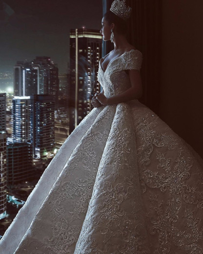 Gorgeous Long Sweetheart Off The Shoulder Applique Lace Ball Gown Backless Wedding Dresses - YESBABYONLINE