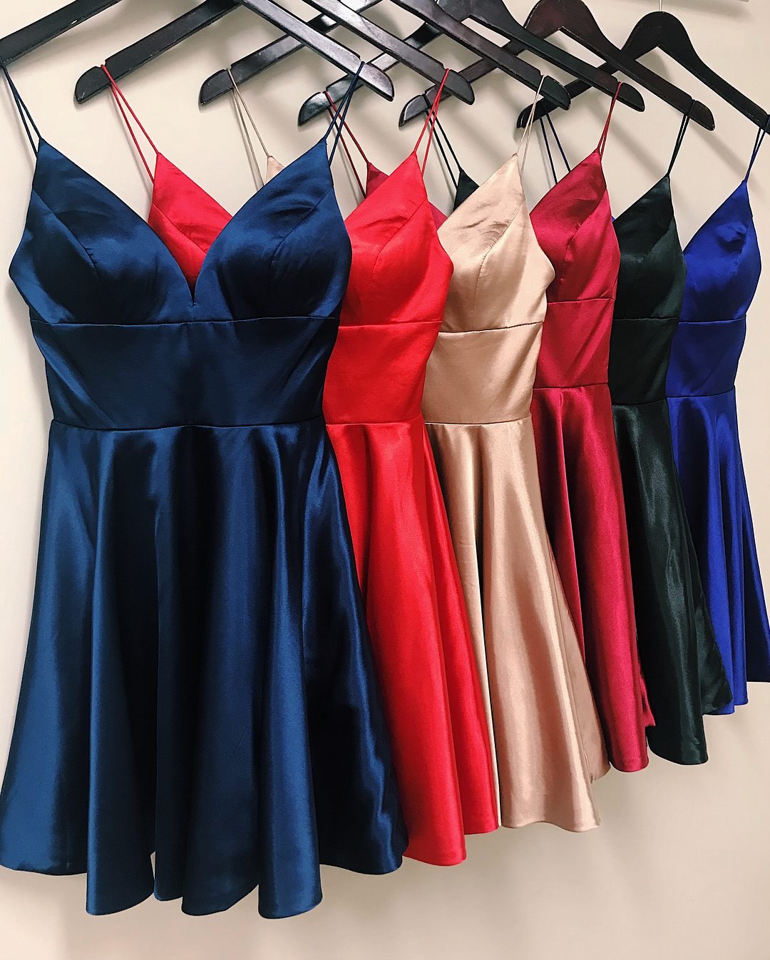 Short A-line Spaghetti Straps Satin Prom Homecoming Dress with Pockets - YESBABYONLINE