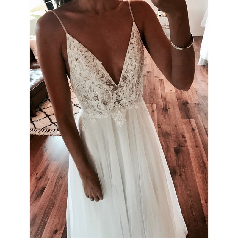 Sexy Long A-Line V-Neck Tulle Lace Open Back Wedding Dresses with Slit - YESBABYONLINE