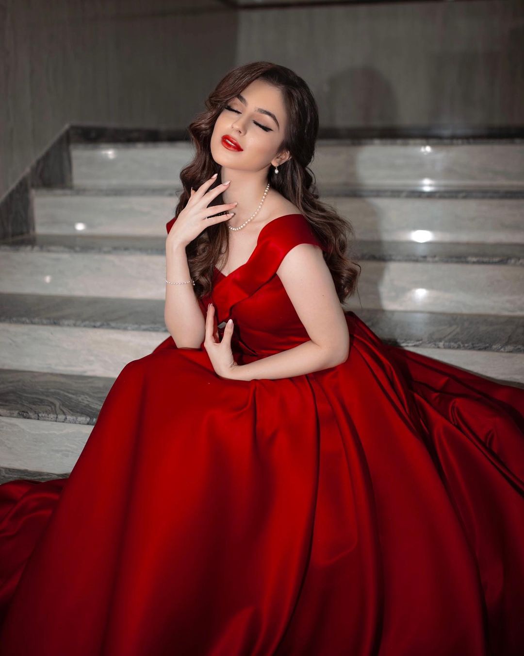 Gorgeous Long Off-the-shoulder Backless Floor-length A-line Ruffles Prom Dresses - YESBABYONLINE
