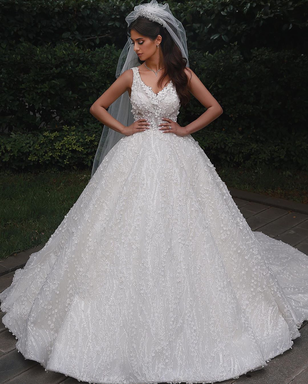 Elegant Long Straps V Neck Backless Tulle Lace Ball Gown Wedding Dresses - YESBABYONLINE
