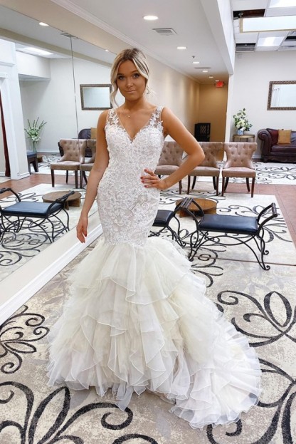 Long Mermaid V-neck Lace Tulle Wedding Dresses - YESBABYONLINE