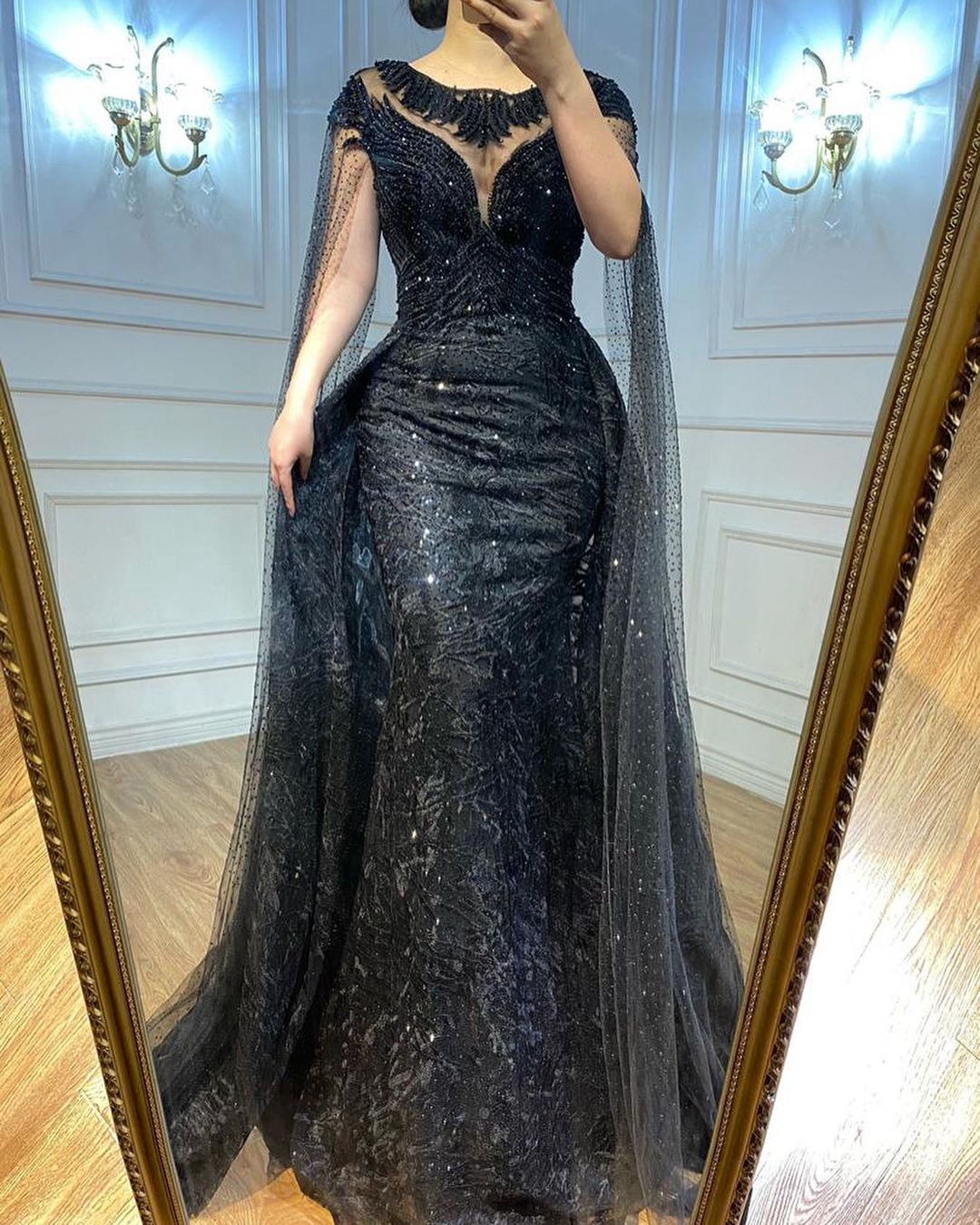 Chic Jewel Black Lace Mermaid Prom Dresses With Sleeveless - YESBABYONLINE