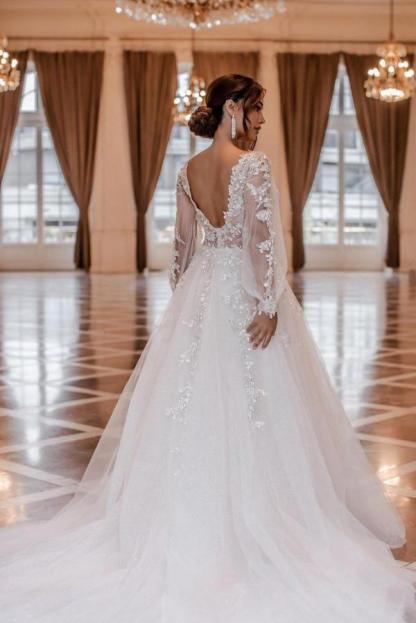 Charming Long Sleeves V-neck A-Line Tulle Wedding Dress with Appliques Lace - YESBABYONLINE