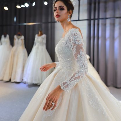 Long Sleeve Sweetheart Appliques Lace A-Line Ruffles Floor-length Wedding Dress - YESBABYONLINE