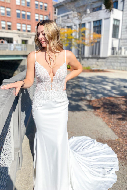 Long Spaghetti Straps Sweetheart Appliques Lace Backless Mermaid Wedding Dress - YESBABYONLINE