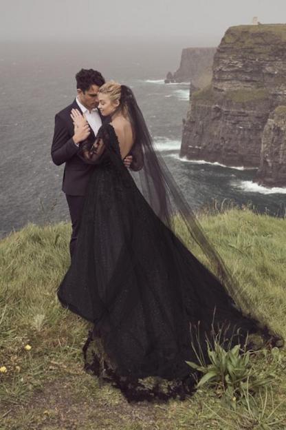 Black Long Sleeves V-Neck A-Line Lace Tulle Wedding Dress with Appliques - YESBABYONLINE