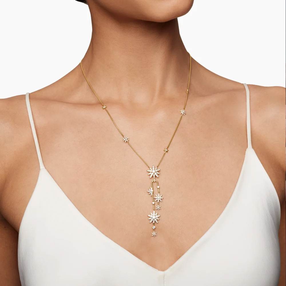 Hexagonal Rhinestone Pendant Necklace