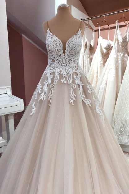 Long A-line V-neck Lace Tulle Floor Length Backless Wedding Dresses - YESBABYONLINE
