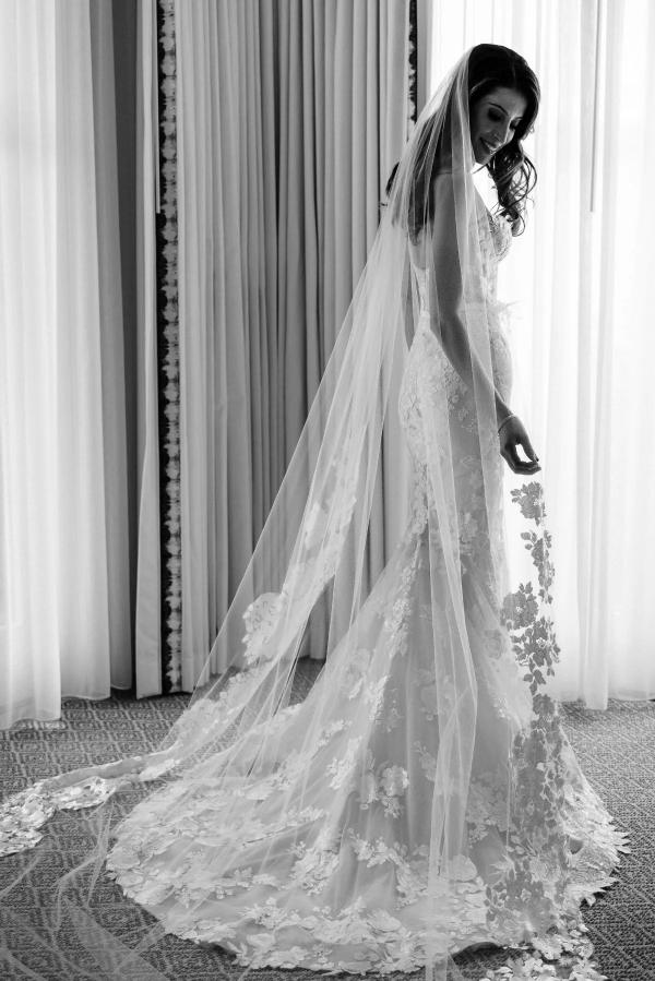 Long Sweetheart Mermaid Tulle Lace Appliques Wedding Dress - YESBABYONLINE