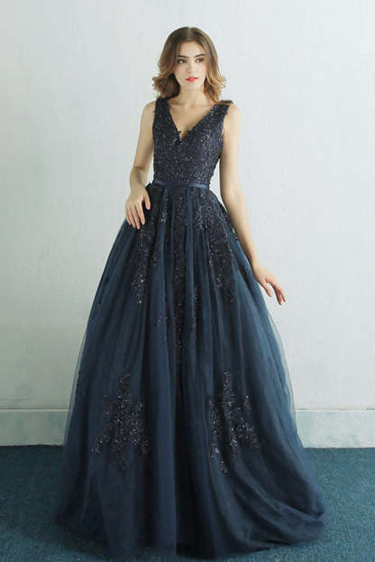 Elegant A Line Navy Blue Long Prom Dress with Lace Appliques