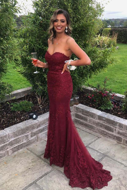 Elegant Sweetheart Mermaid Burgundy Lace Long Prom Dress
